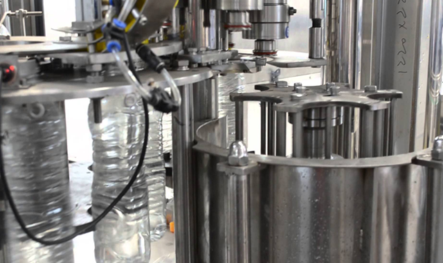 Rinsing Filling Capping Machine